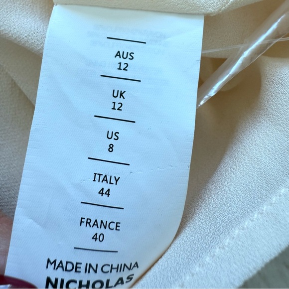 NWT!!! NICHOLAS women dress size 8 US or L Authentic Retail 623$ - Picture 8 of 11